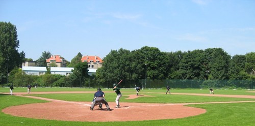 playing baseball in europe